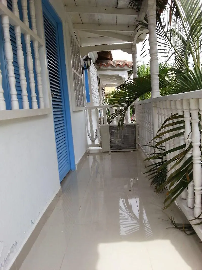Hotel Puerto De Manga Cartagena 3*,